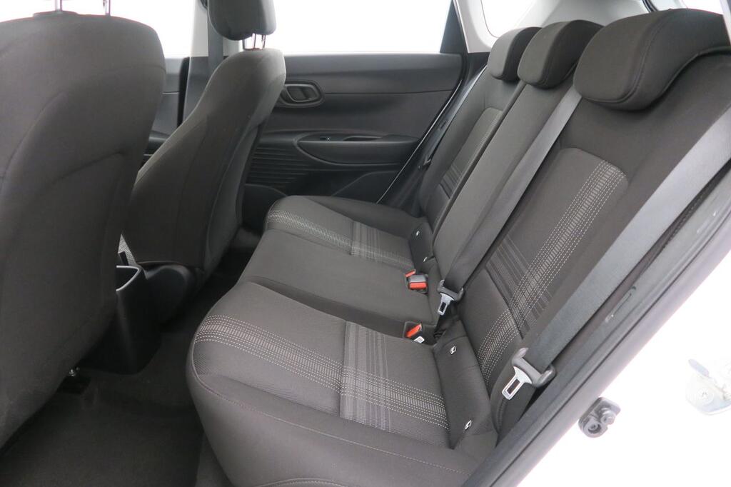 Hyundai Bayon MAXX 1.2 MPI 84 CV 5P 17