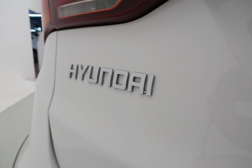 Hyundai Santa Fe TECNO AUTO 2.2 CRDI 200 CV AUTO 2WD 7STR 5P 7 PLAZAS 22