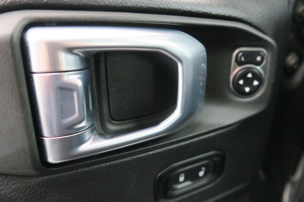 Jeep Wrangler UNLIMITED RUBICON 2.0 PHEV 381 CV AUTO 5P 13