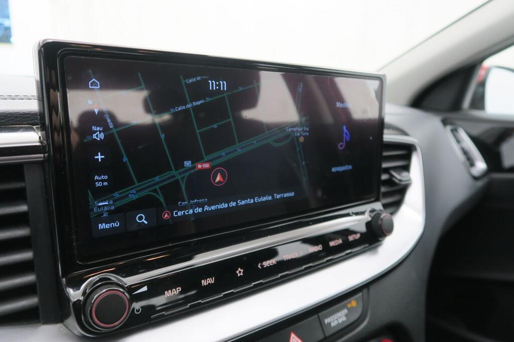 Kia Ceed 1.5 MHEV IMT TECH 160CV 5P 9