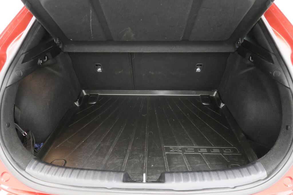 Kia Ceed 1.5 MHEV IMT TECH 160CV 5P 16