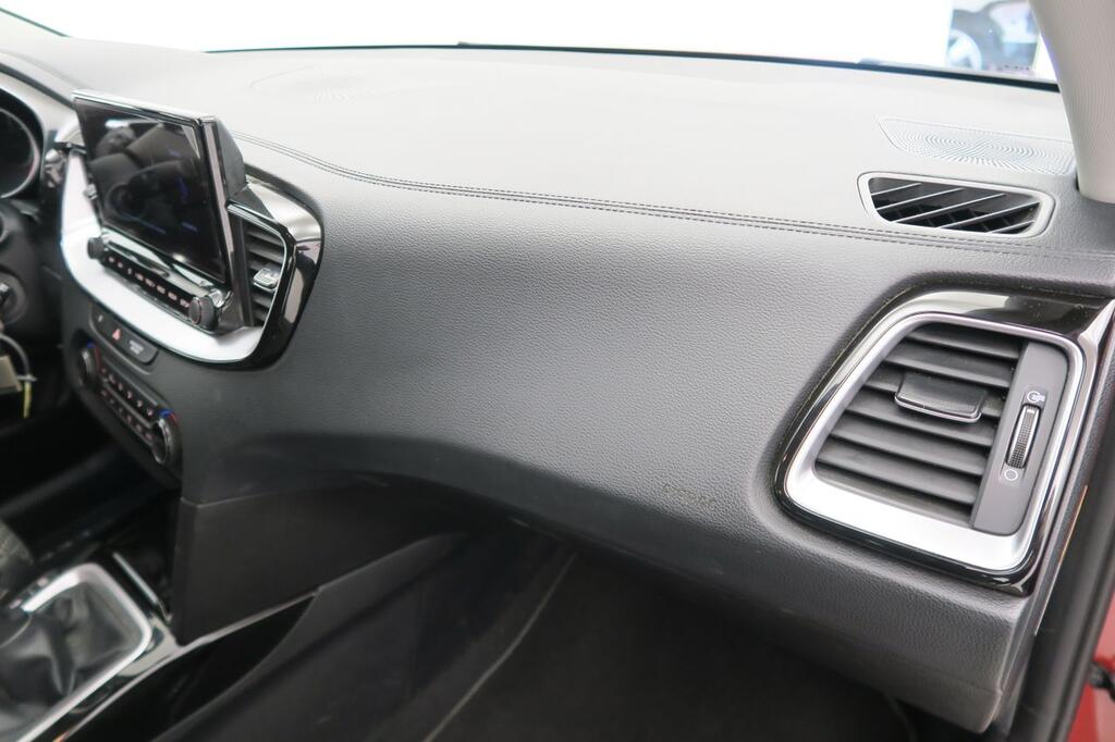 Kia Ceed 1.5 MHEV IMT TECH 160CV 5P 14