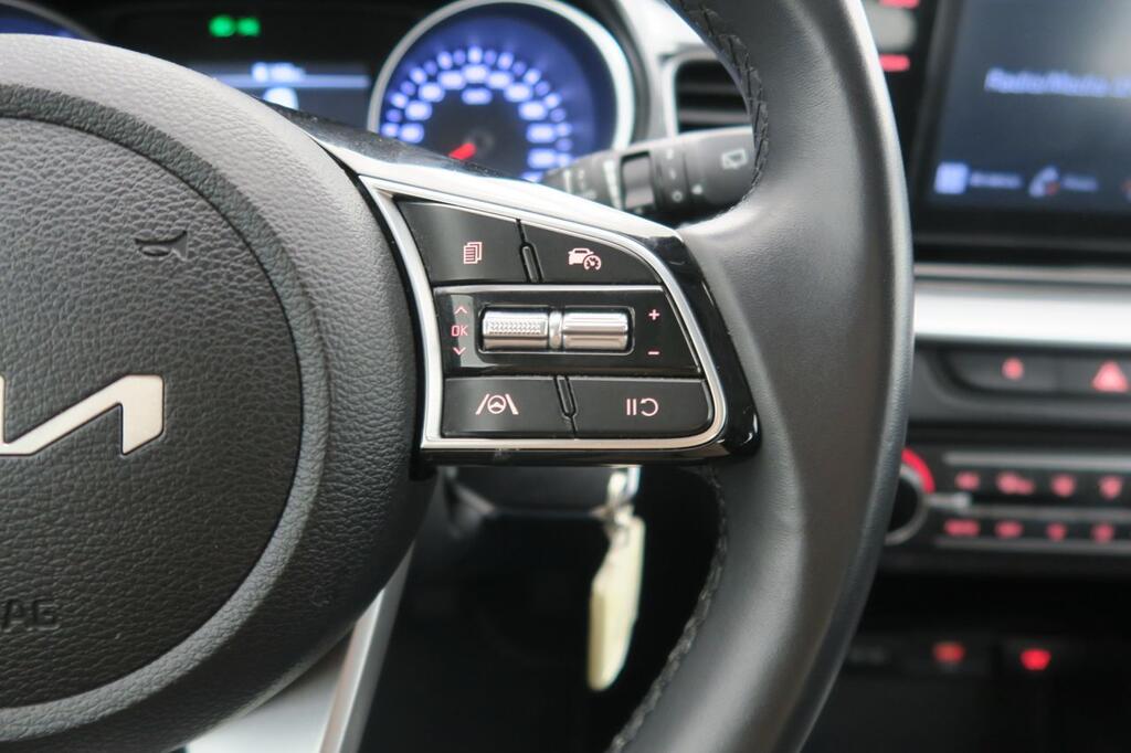 Kia Ceed 5P 1.0 T-GDI DRIVE 120 MY24 11