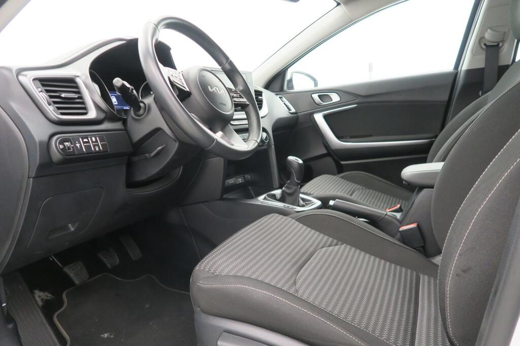 Kia Ceed 5P 1.0 T-GDI DRIVE 120 MY24 7