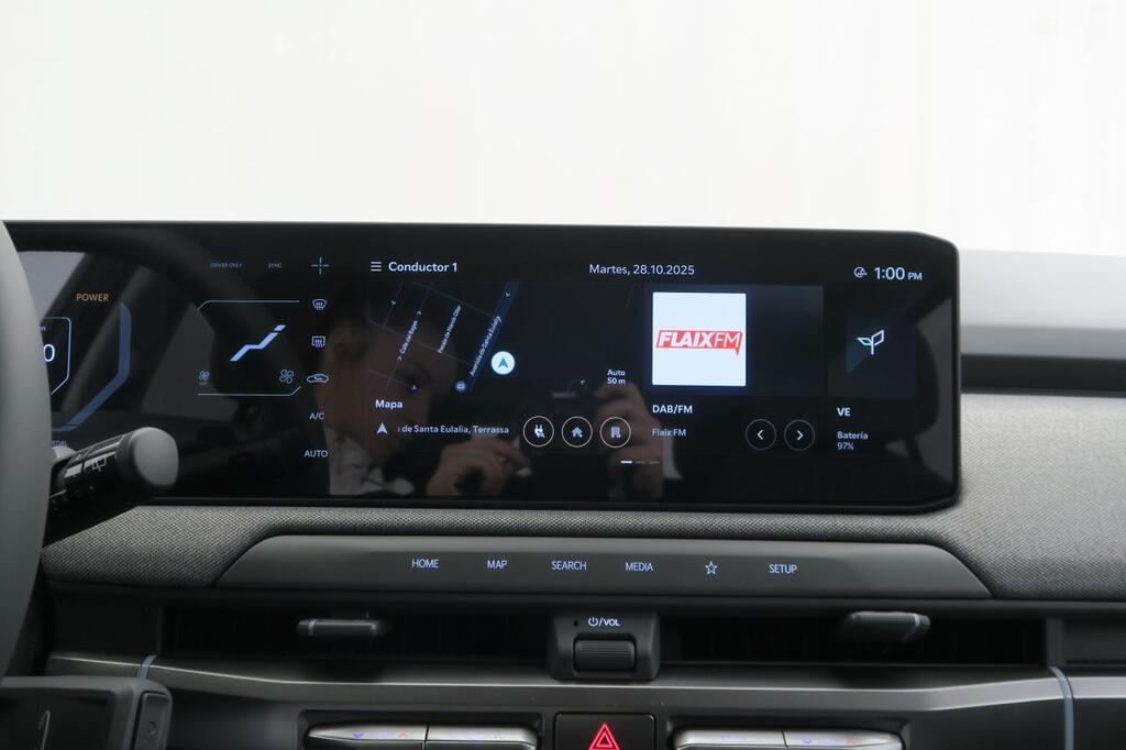 Kia EV3 BEV 81KWH 150KW EARTH AUTO 204 (LONG RANGE) 5P 9