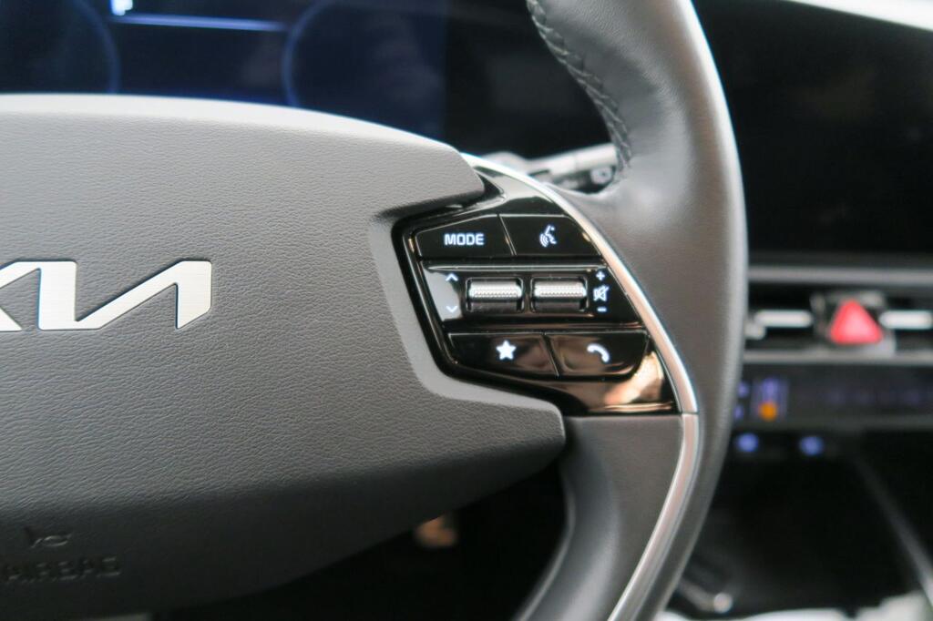 Kia Niro 1.6 HEV Emotion 13