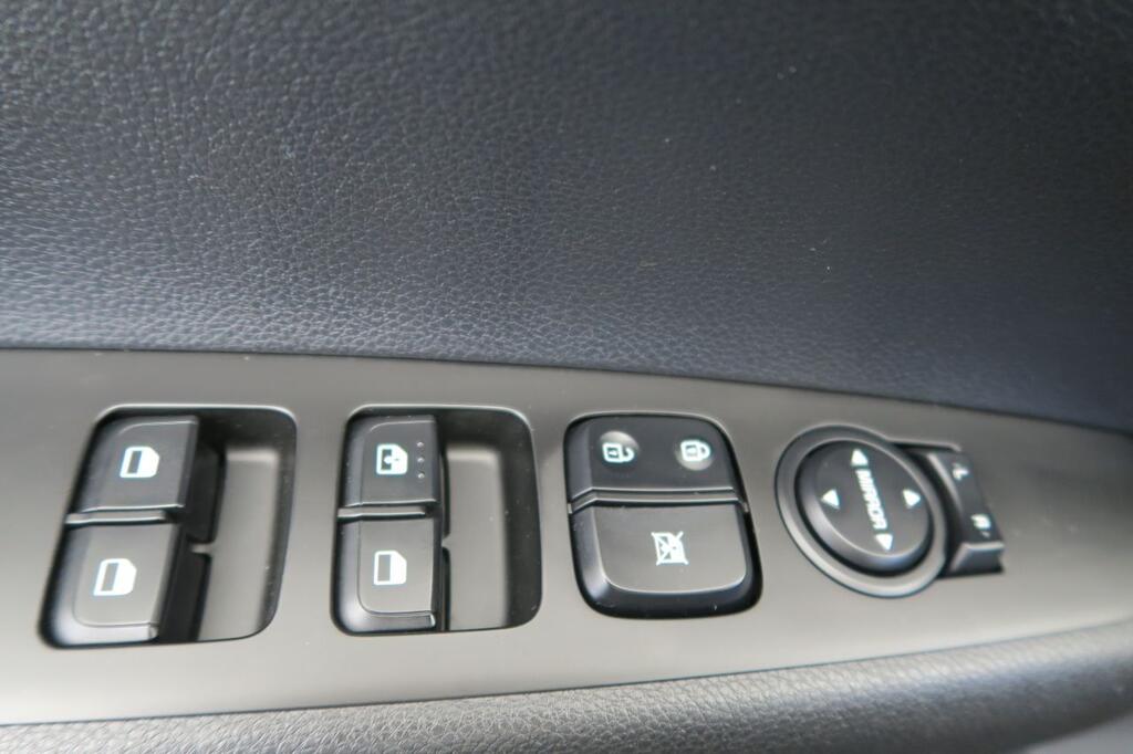 Kia Picanto CONCEPT 1.0 CVVT 67 CV 5P 13