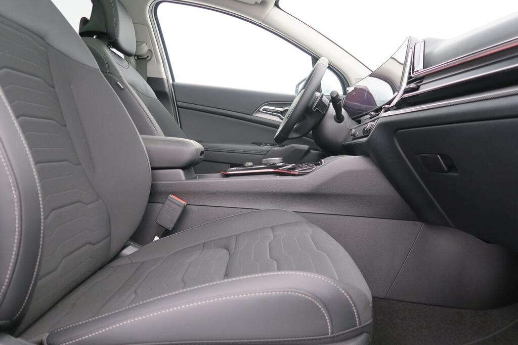 Kia Sportage 1.6 T-GDi PHEV Tech 4X4 (Pack Luxury) (17″) 16