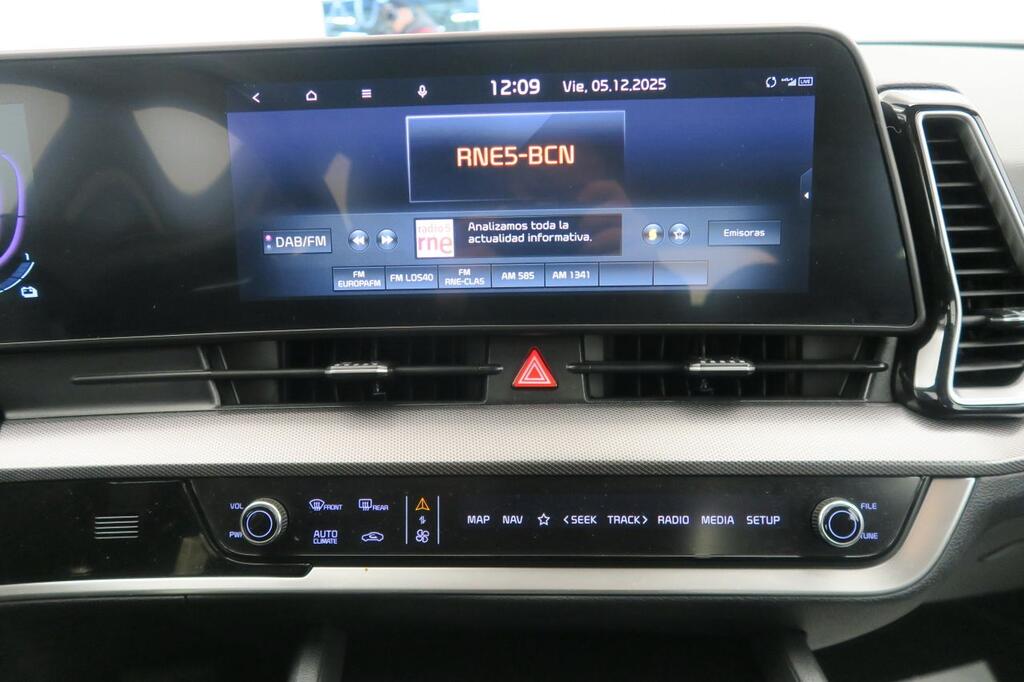 Kia Sportage SUV 1.6 T-GDI HEV DRIVE AUTO 230 5P 10