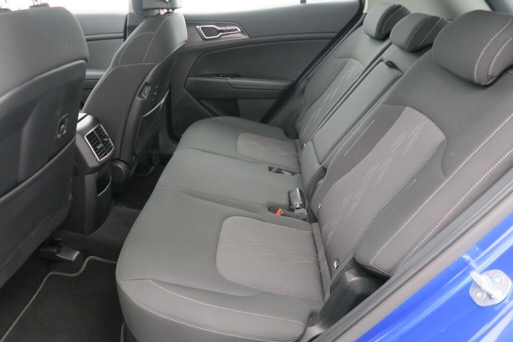 Kia Sportage SUV 1.6 T-GDI HEV DRIVE AUTO 230 5P 19