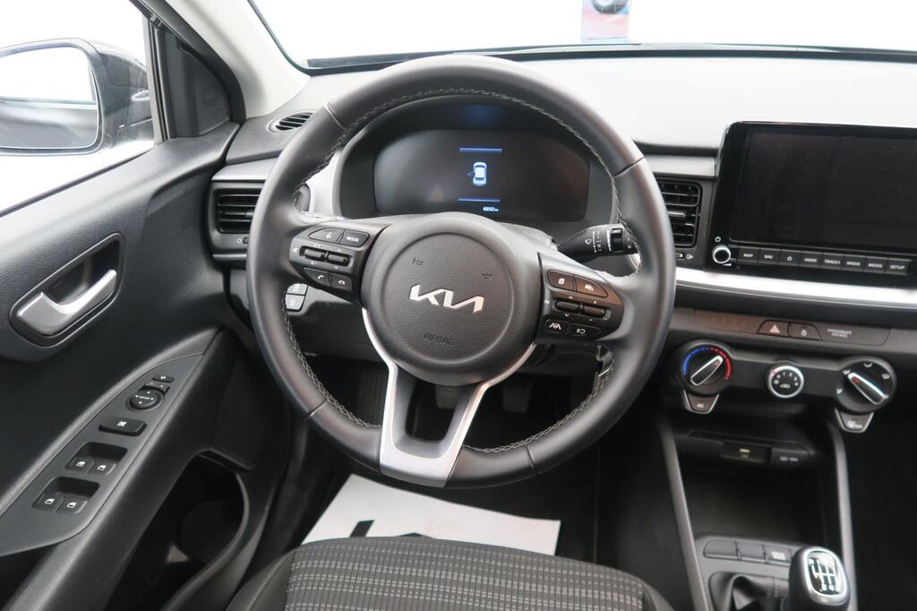 Kia Stonic 1.0 T-GDi MHEV 100CV Business 13