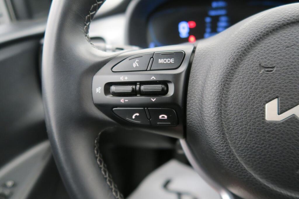 Kia Stonic 1.0 T-GDi MHEV 100CV Business 11