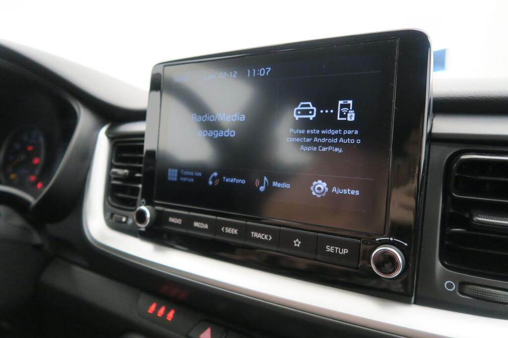 Kia Stonic CONCEPT 1.0 T-GDI MHEV IMT 100 CV 5P 11