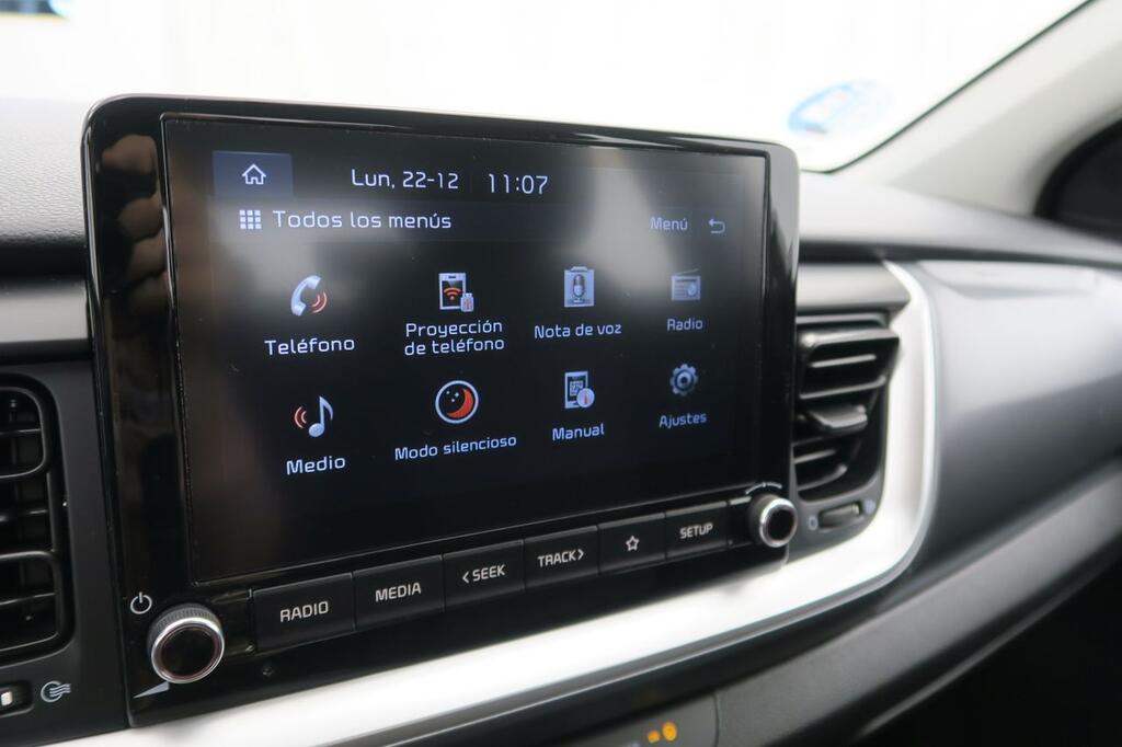 Kia Stonic CONCEPT 1.0 T-GDI MHEV IMT 100 CV 5P 13