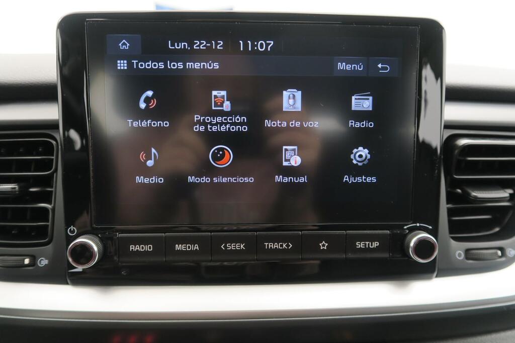 Kia Stonic CONCEPT 1.0 T-GDI MHEV IMT 100 CV 5P 12