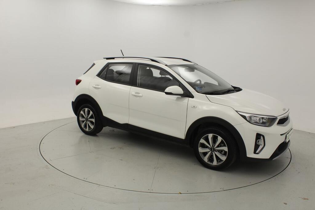 Kia Stonic CONCEPT 1.0 T-GDI MHEV IMT 100 CV 5P 6