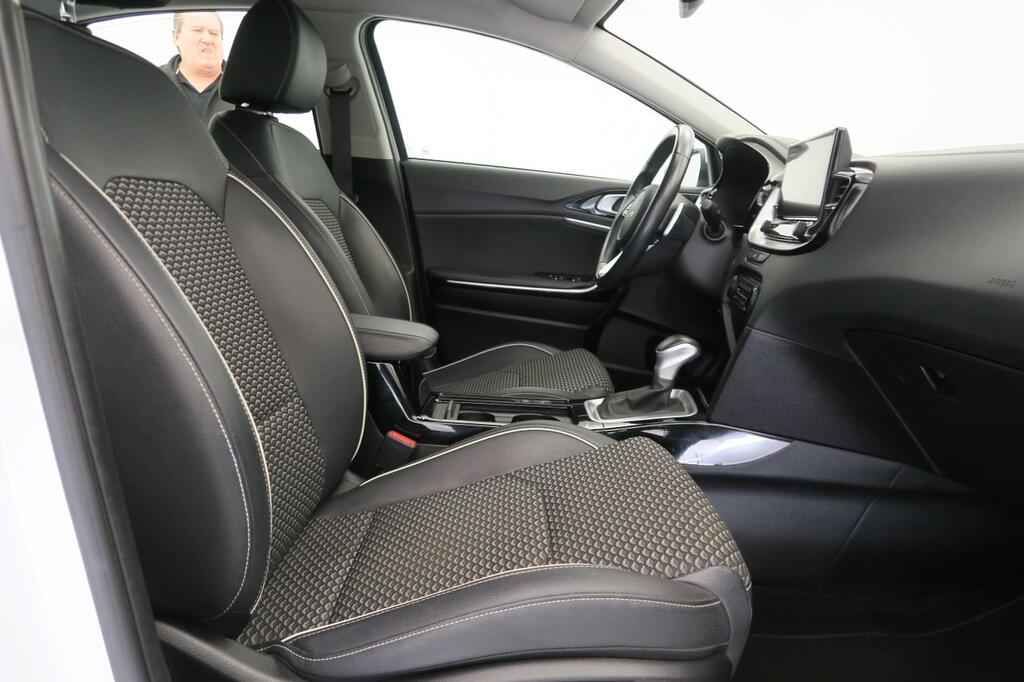 Kia XCeed ETECH 1.6 GDI PHEV 141 CV 5P 16