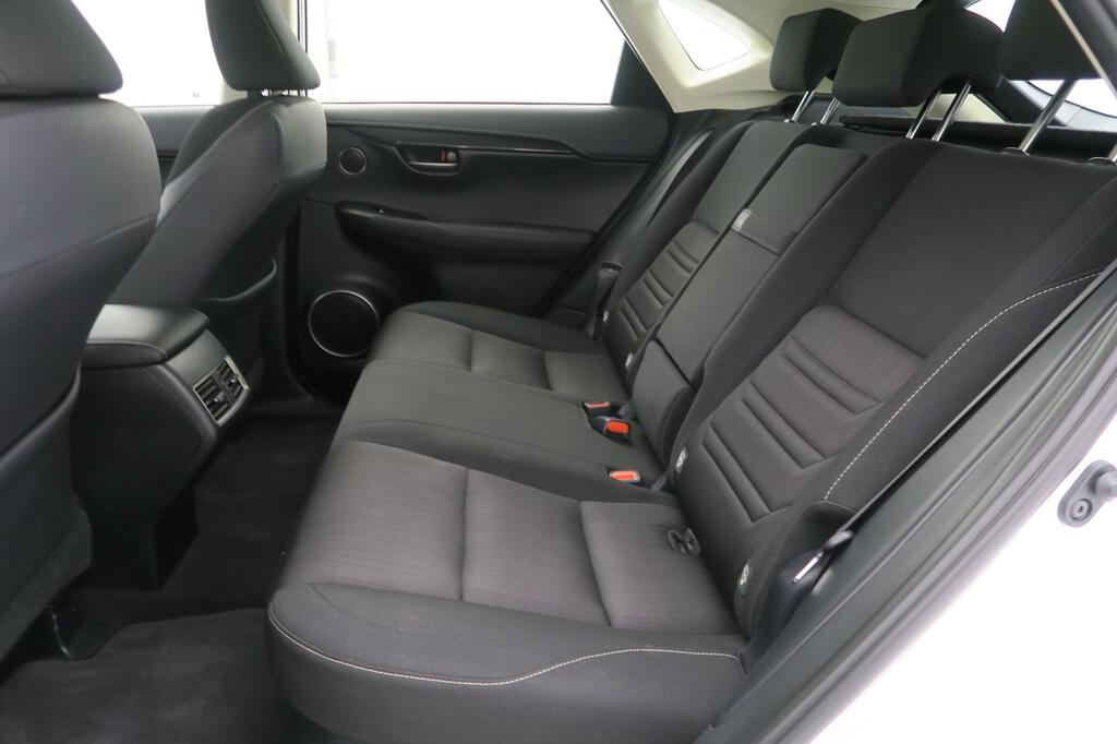 Lexus NX 300H BUSINESS NAVI. 2.5 HYBRID 197 CV AUTO 5P 2WD 20