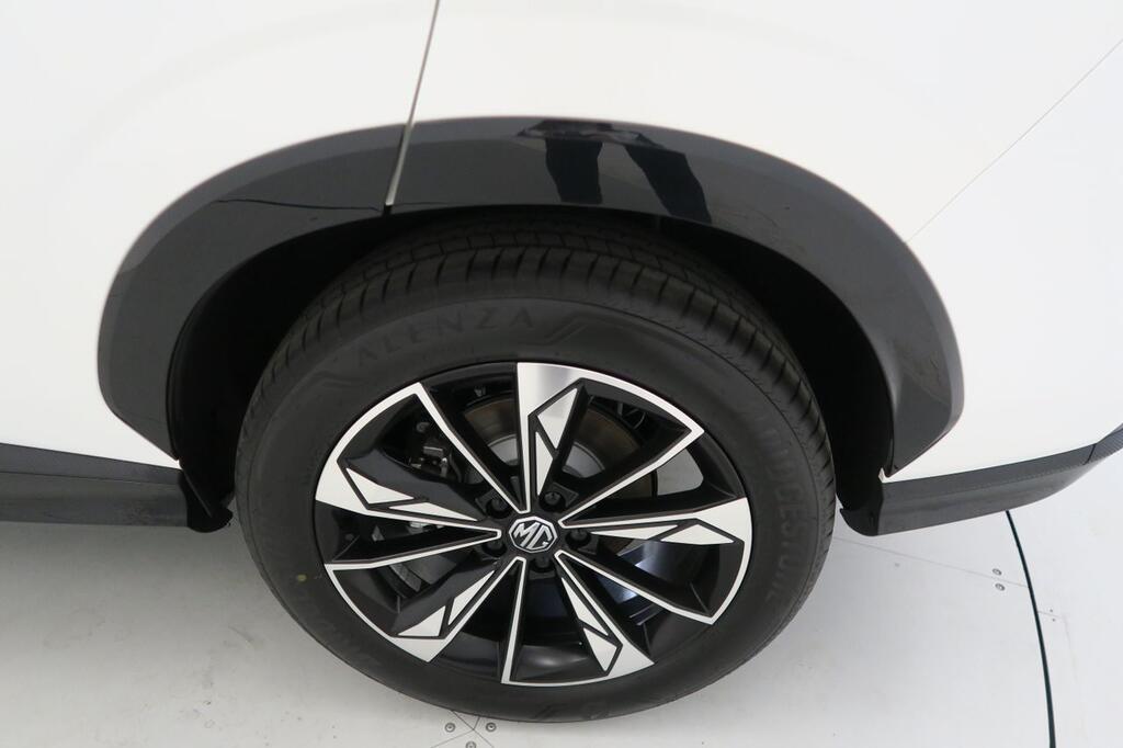 MG HS SUV 1.5 HEV EHS HYBRID+ 224 LUXURY 224 5P 24