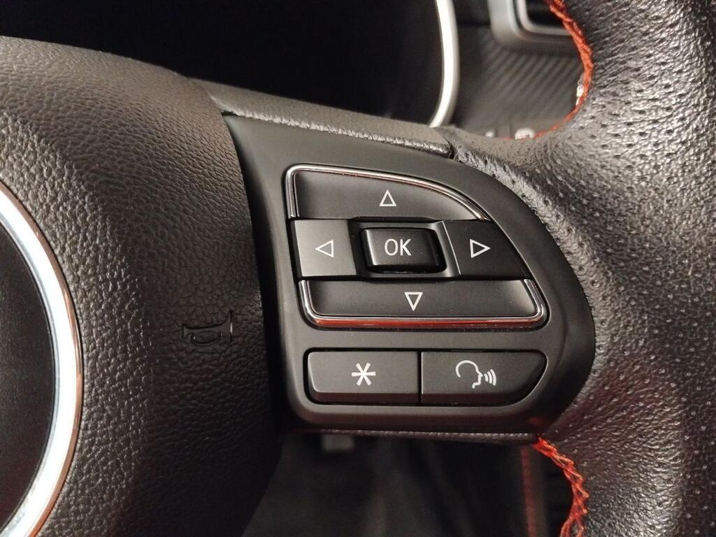 MG ZS LUXURY 1.5 106 CV 5P 9