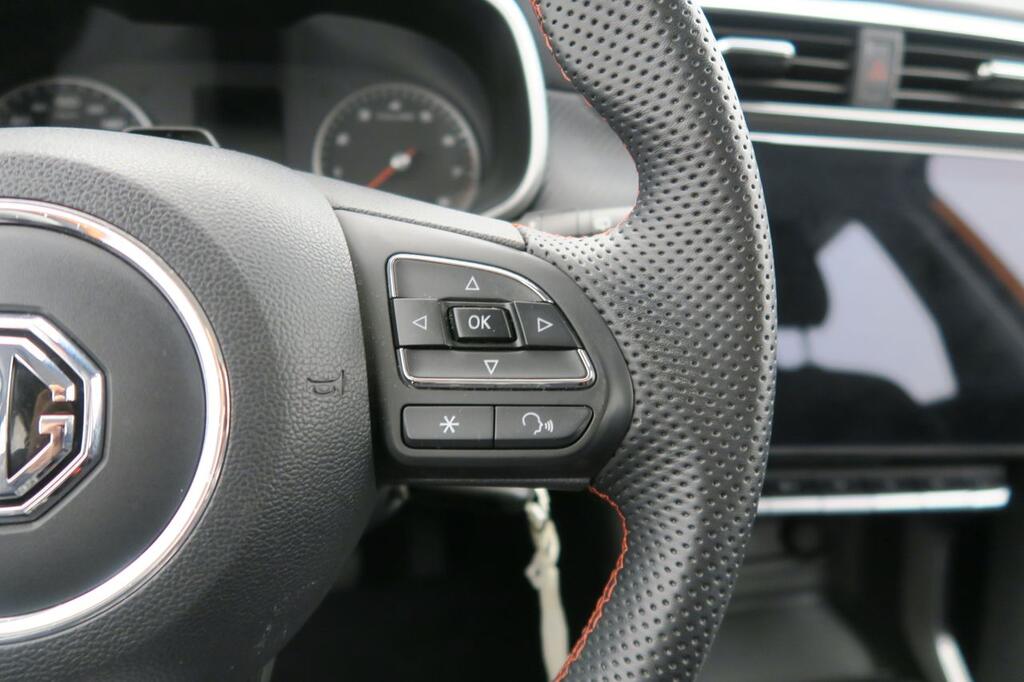 MG ZS SUV 1.5 COMFORT 106 5P 12