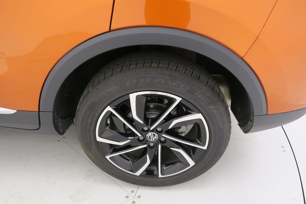 MG ZS SUV 1.5 LUXURY 106 5P 23