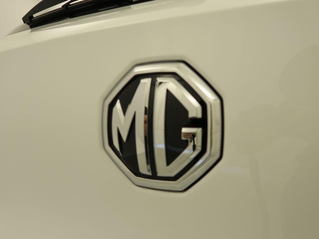 MG ZS SUV 1.5 LUXURY 106 5P 20