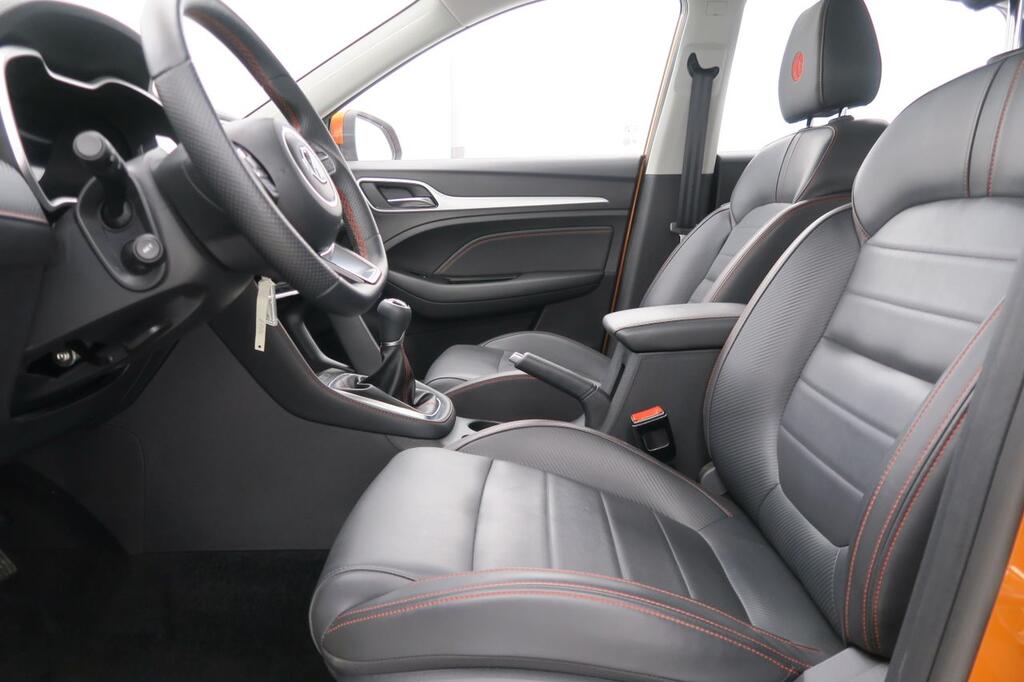 MG ZS SUV 1.5 LUXURY 106 5P 16