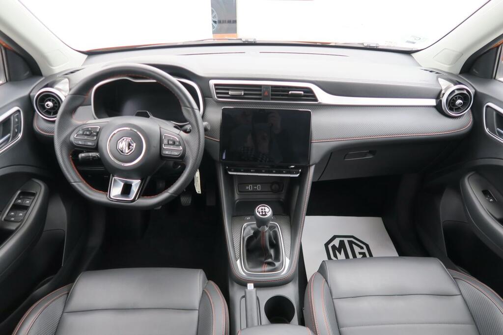 MG ZS SUV 1.5 LUXURY 106 5P 13