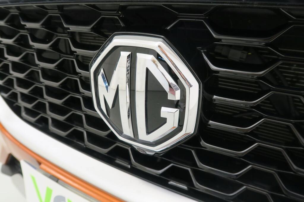 MG ZS SUV 1.5 LUXURY 106 5P 19