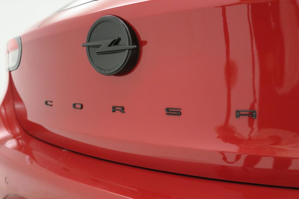 Opel Corsa GS 1.2T XHL100 CV 5P 22