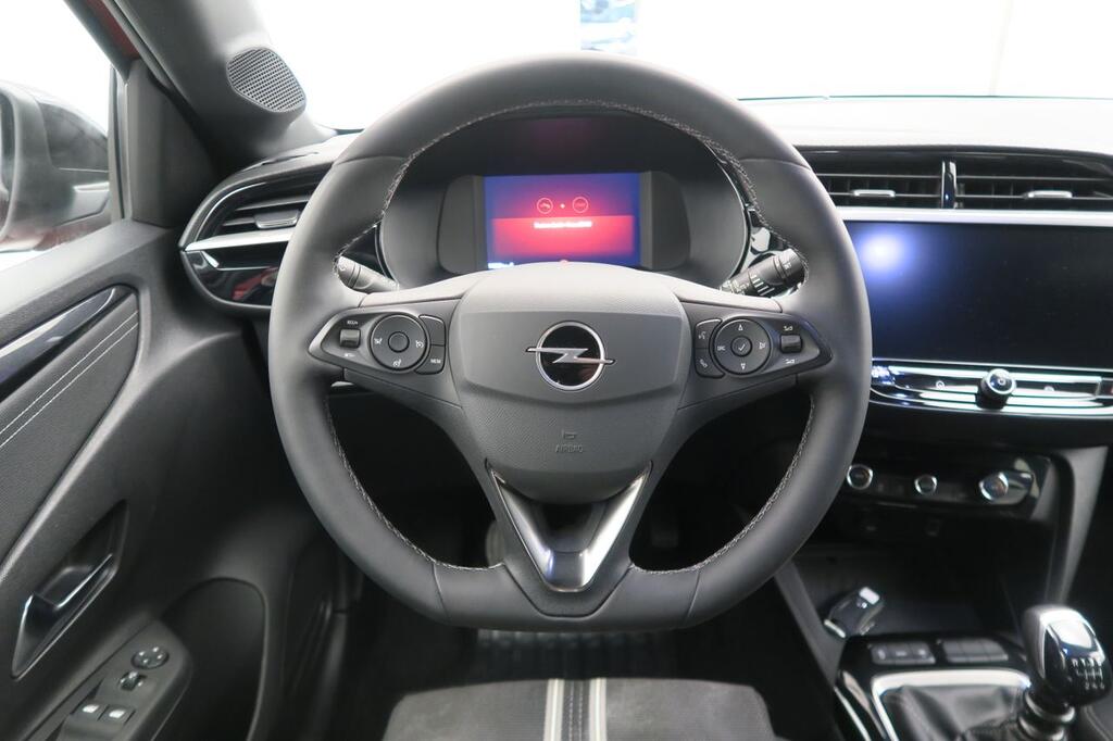 Opel Corsa GS 1.2T XHL100 CV 5P 13