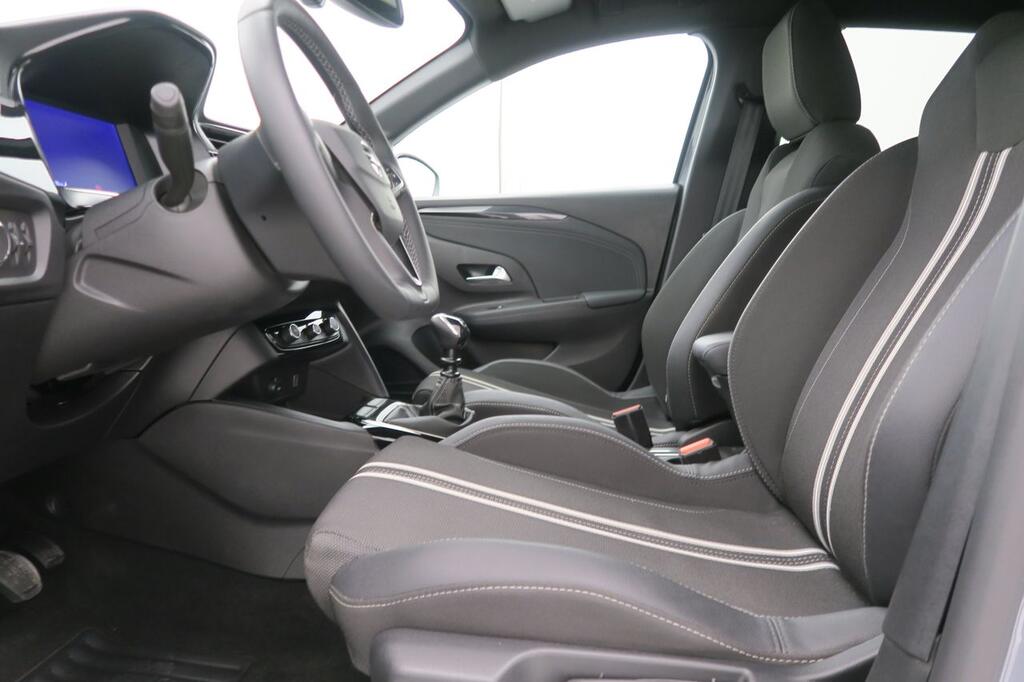 Opel Corsa GS 1.2T XHL100 CV 5P 18