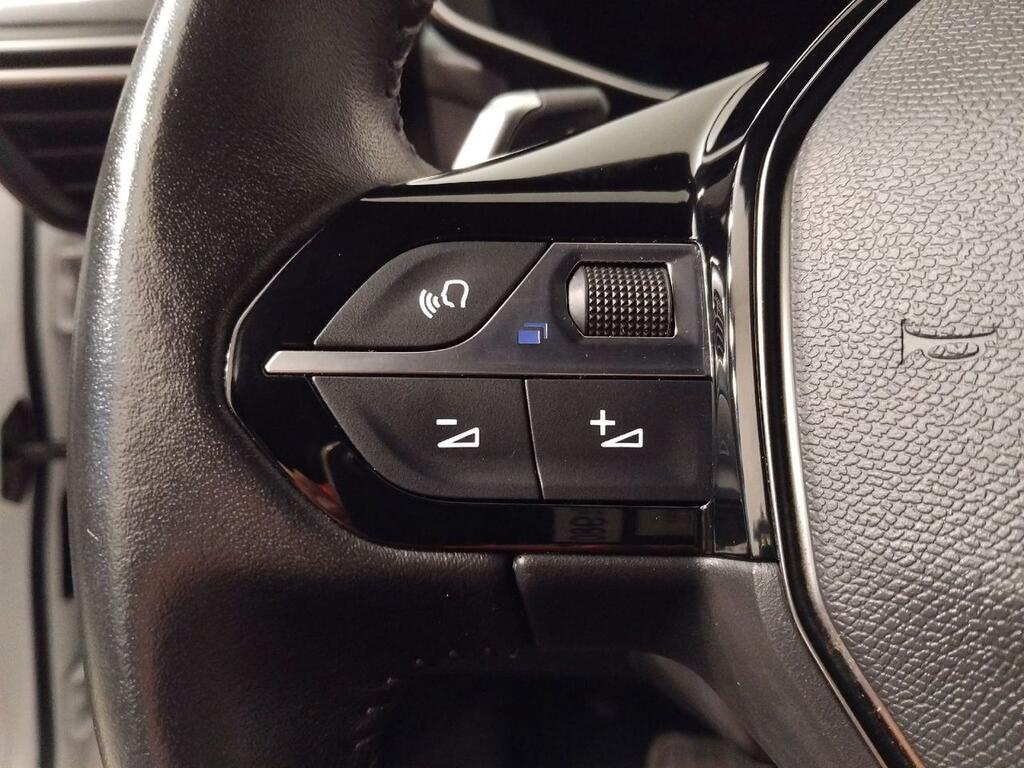 Peugeot 2008 ALLURE PACK 1.5 BLUEHDI 130 CV S&S AUTO 5P 8