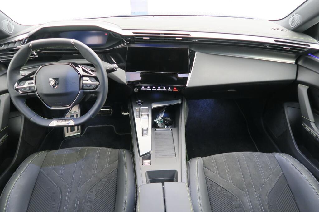 Peugeot 408 GT PLUG-IN HYBRID 180 E-EAT8 15