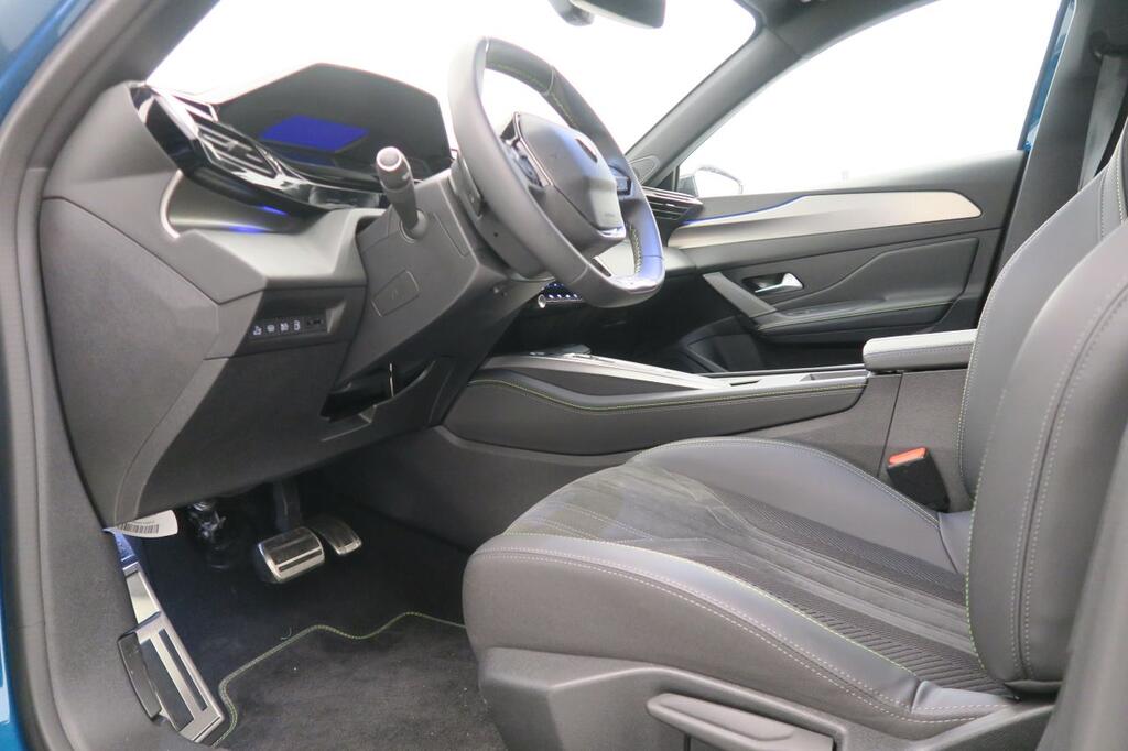 Peugeot 408 GT PLUG-IN HYBRID 180 E-EAT8 7