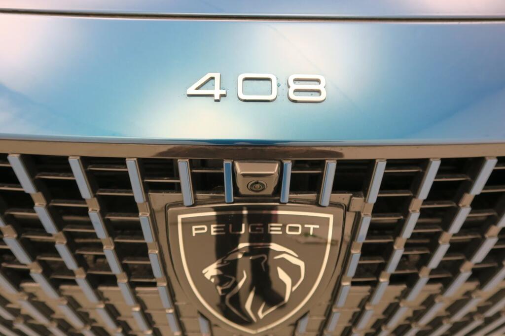 Peugeot 408 GT PLUG-IN HYBRID 180 E-EAT8 22