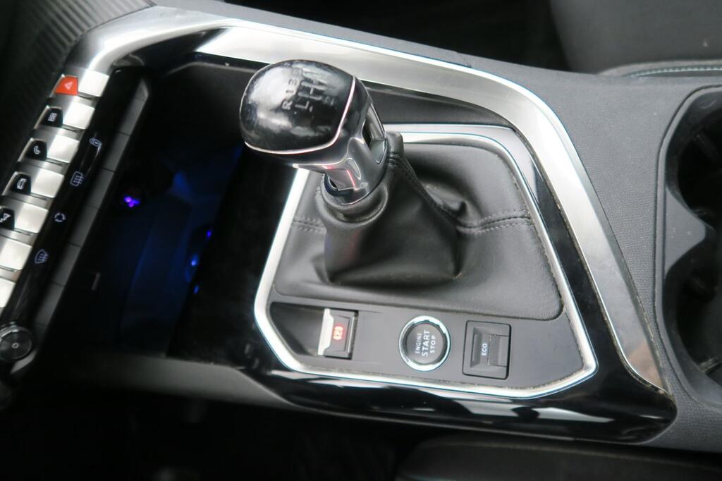 Peugeot 5008 STYLE 1.5 BLUEHDI 130CV S&S 6VEL MAN 5P 7 PLAZAS 10