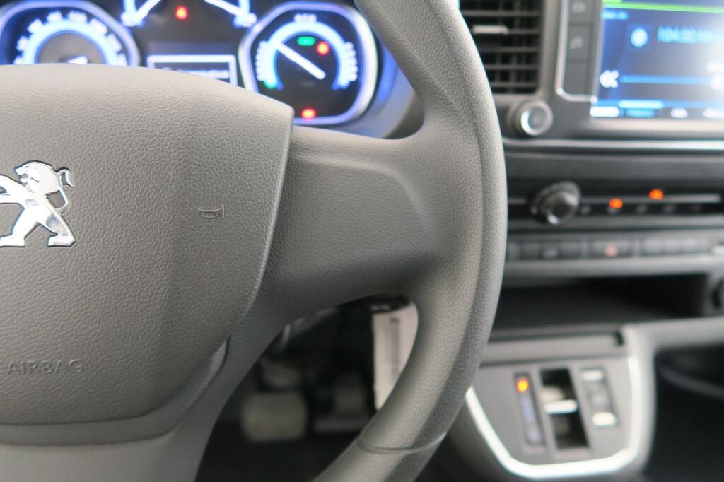 Peugeot Expert -E FG STANDARD BATERIA 50 KWH 136CV 4P 13