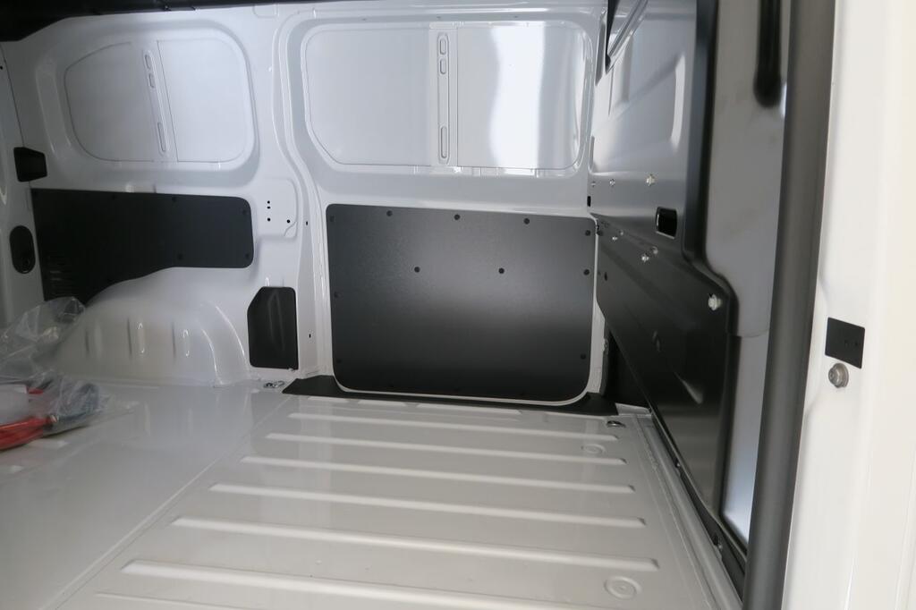 Peugeot Expert e-Expert Furgón Eléctrico 100Kw Batería 50Kwh Stan 16