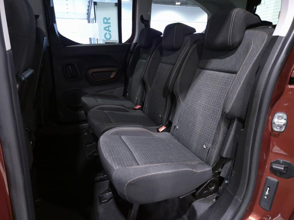 Peugeot Rifter GT 1.5 BLUEHDI 130CV S&S 6VEL MAN LONG L2 5P 7 PLAZAS 14