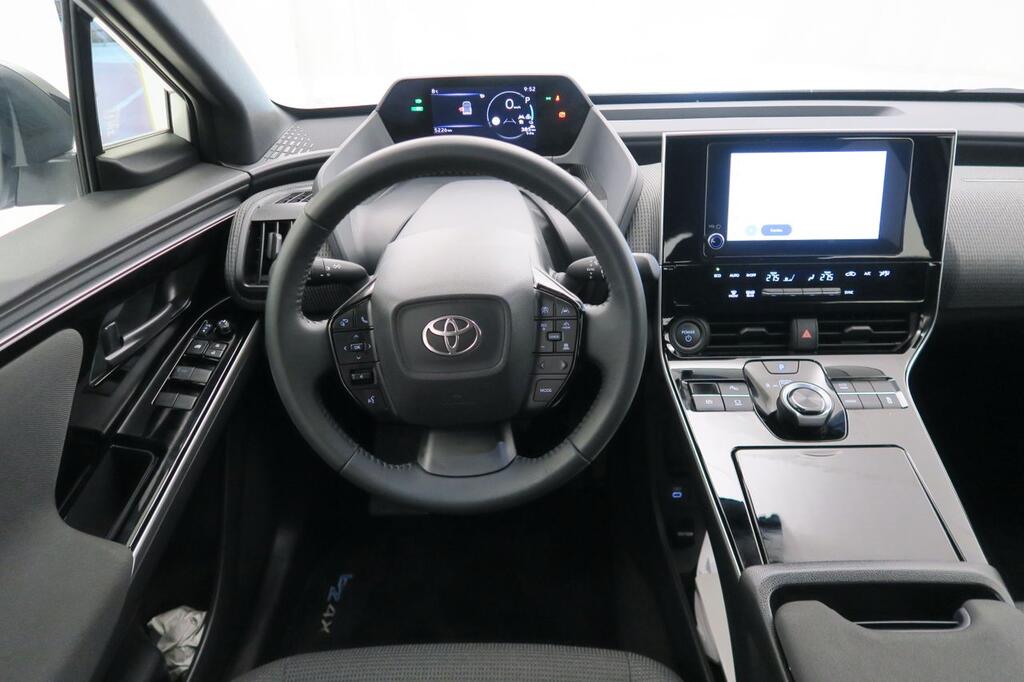 Toyota bZ4X 200E 4x2 5P Advance 14