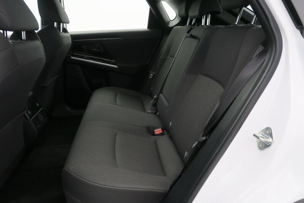 Toyota bZ4X 200E 4x2 5P Advance 18