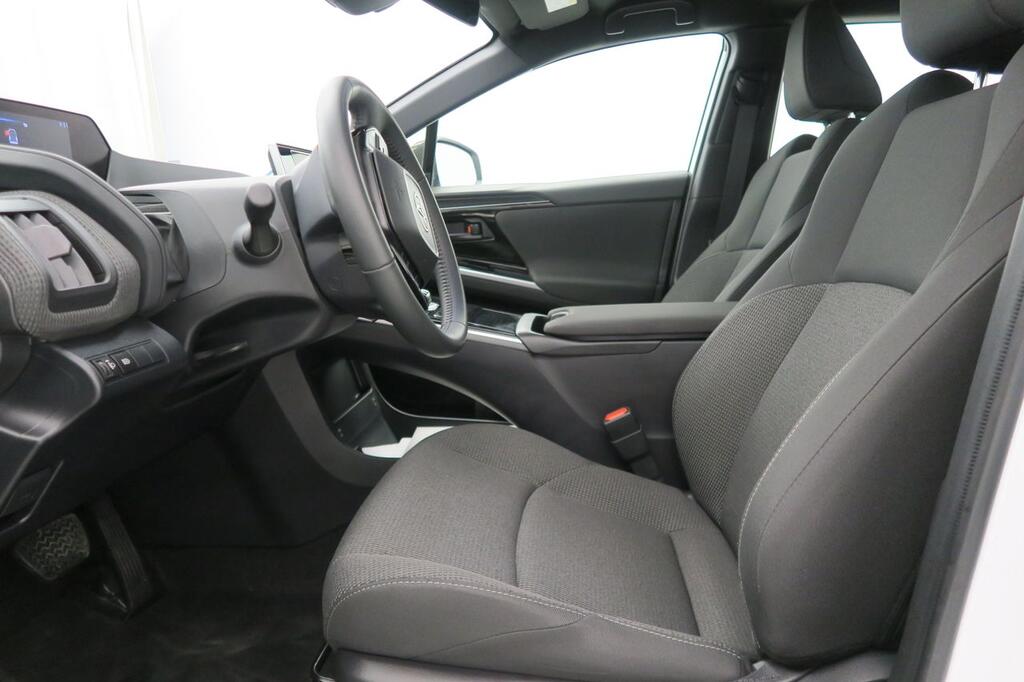 Toyota bZ4X 200E 4x2 5P Advance 17