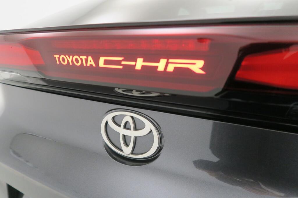 Toyota C-HR SUV 2.0 HEV HYBRID ADVANCE CVT 200 5P 19
