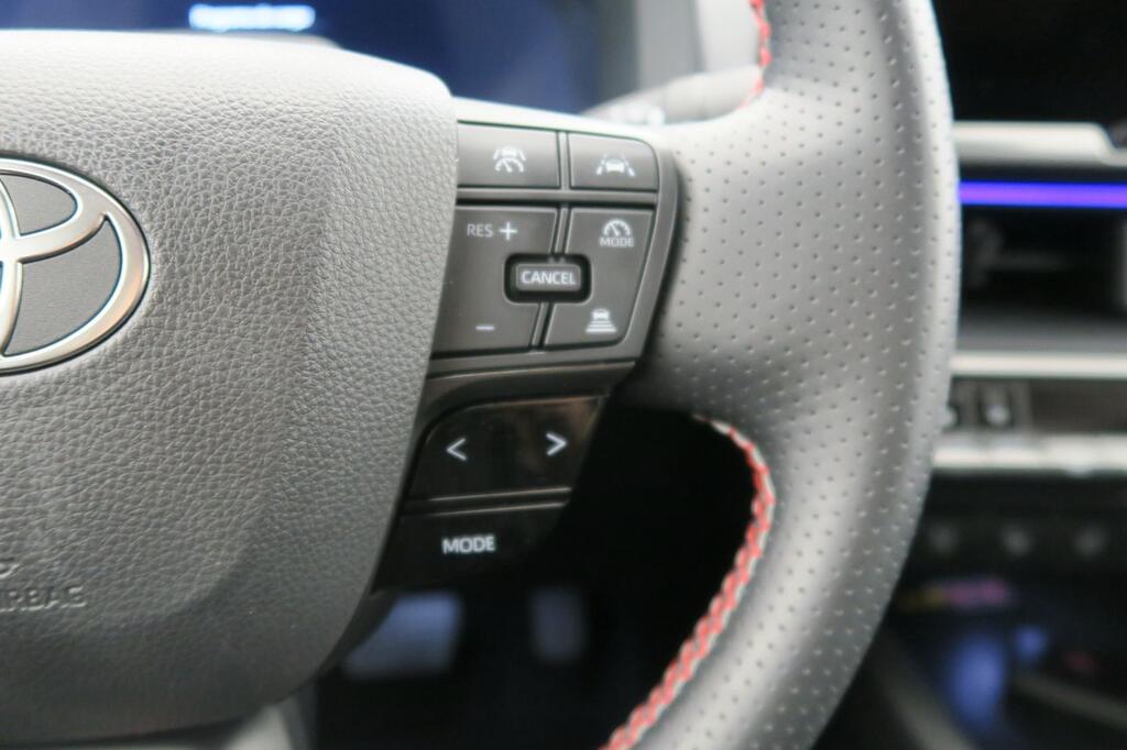 Toyota C-HR SUV 2.0 PHEV GR SPORT CVT 223 5P 14