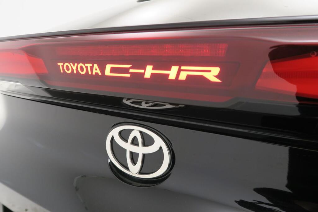 Toyota C-HR TOYOTA C-HR 220PH E-CVT 5P PREMIERE EDITION 19