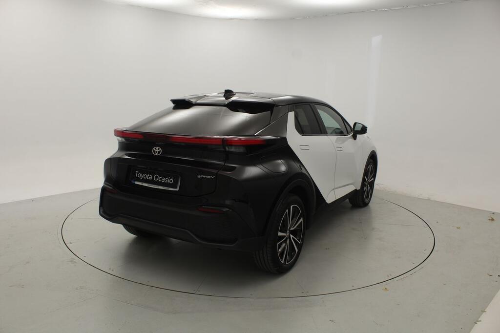 Toyota C-HR TOYOTA C-HR 220PH E-CVT 5P PREMIERE EDITION 3