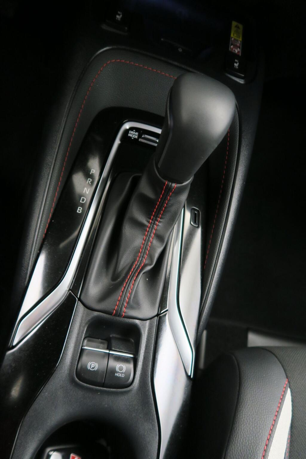 Toyota Corolla Berlina 1.8 HYBRID GR-SPORT E-CVT 140 5P 11