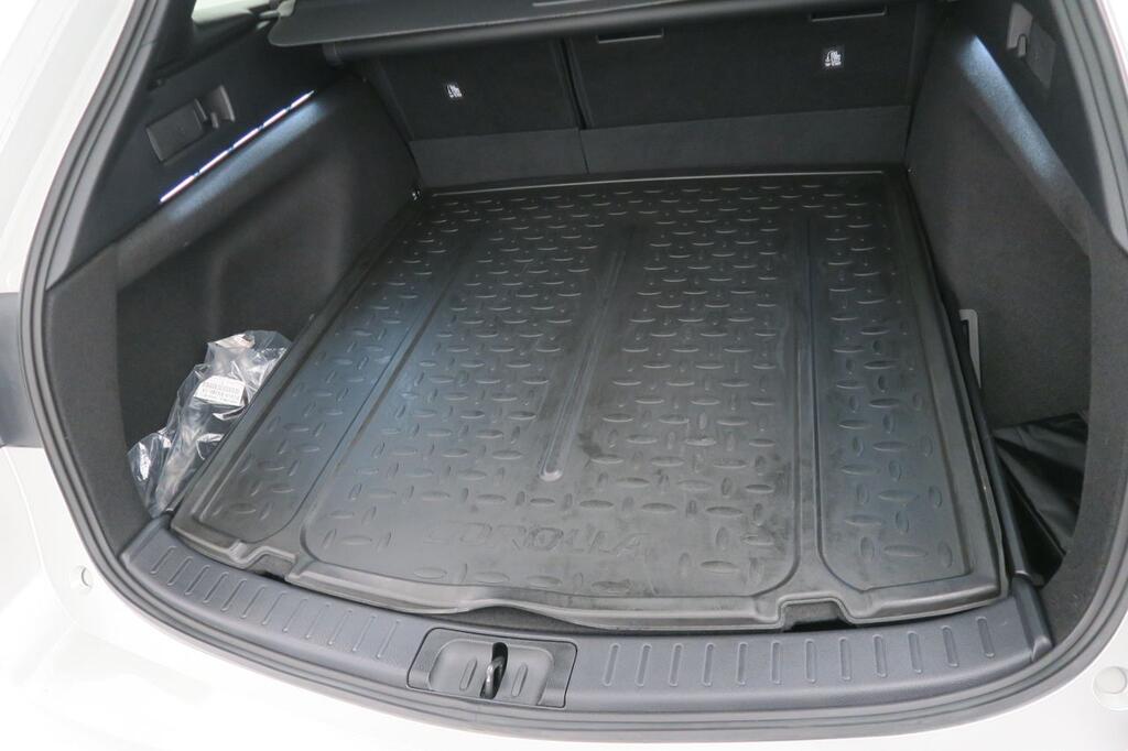 Toyota Corolla Familiar 1.8 HYBRID STYLE EDITION 140 5P 20